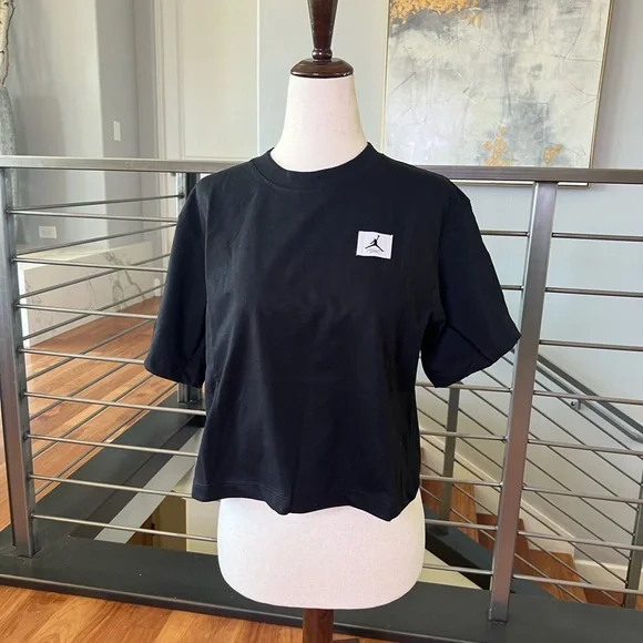 Jordan Nike Essentials Boxy 2 Logo Cropped T-Shirt - Black - Picture 2 of 11